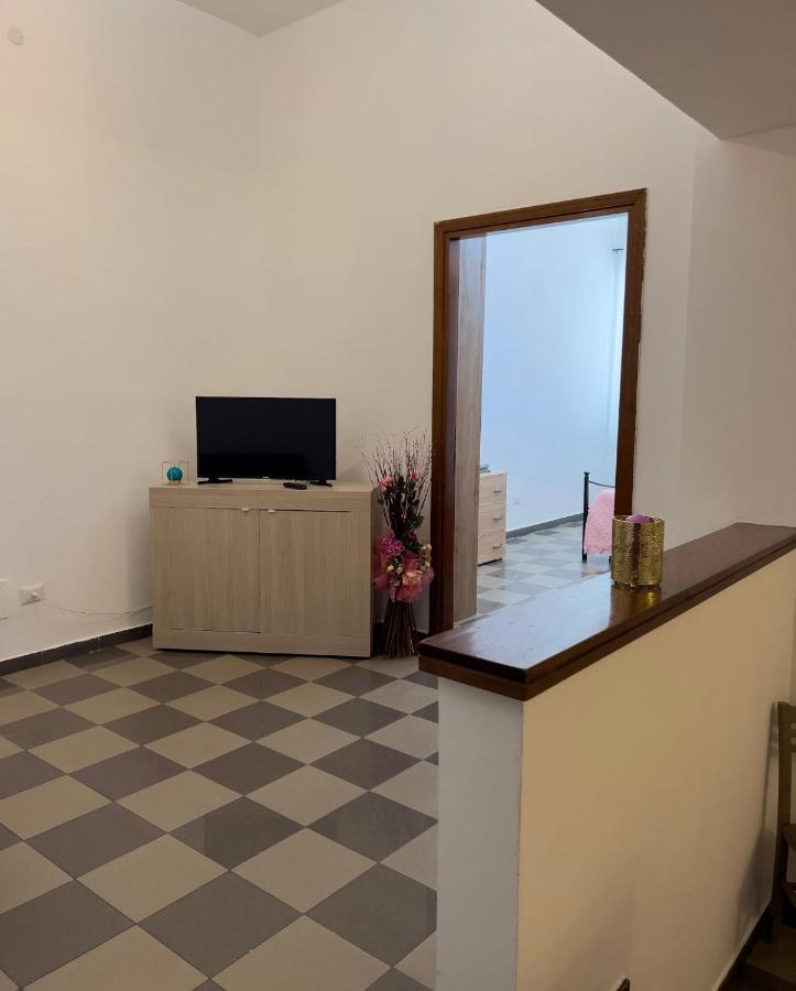 Casa Vacanze La Dimora Allegra Ladispoli Esterno foto